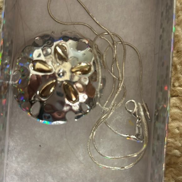 New. Sand Dollar Necklace and Earring  Set/Sterling - Picture 7 of 7